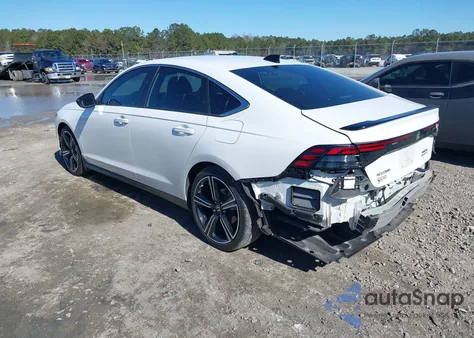 2024 Honda Accord Hybrid Sport z USA, uszkodzony, nr VIN 1HGCY2F55RA067092